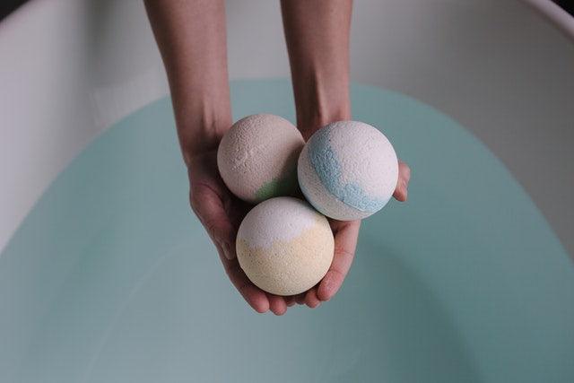 Bath Bomb Buying Guide: Choosing the Right & Safe Product - Village Wax Melts