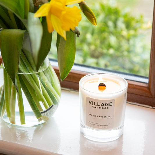 A citronella, Mosquito, fly and bug repellent wooden wick candle