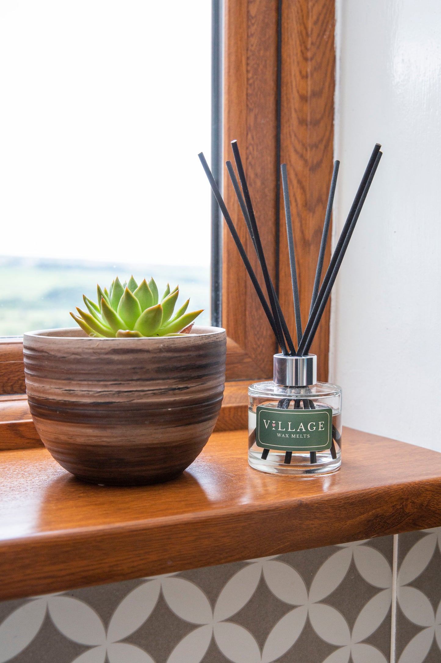 Pink Tulips & White Jasmine Reed Diffuser