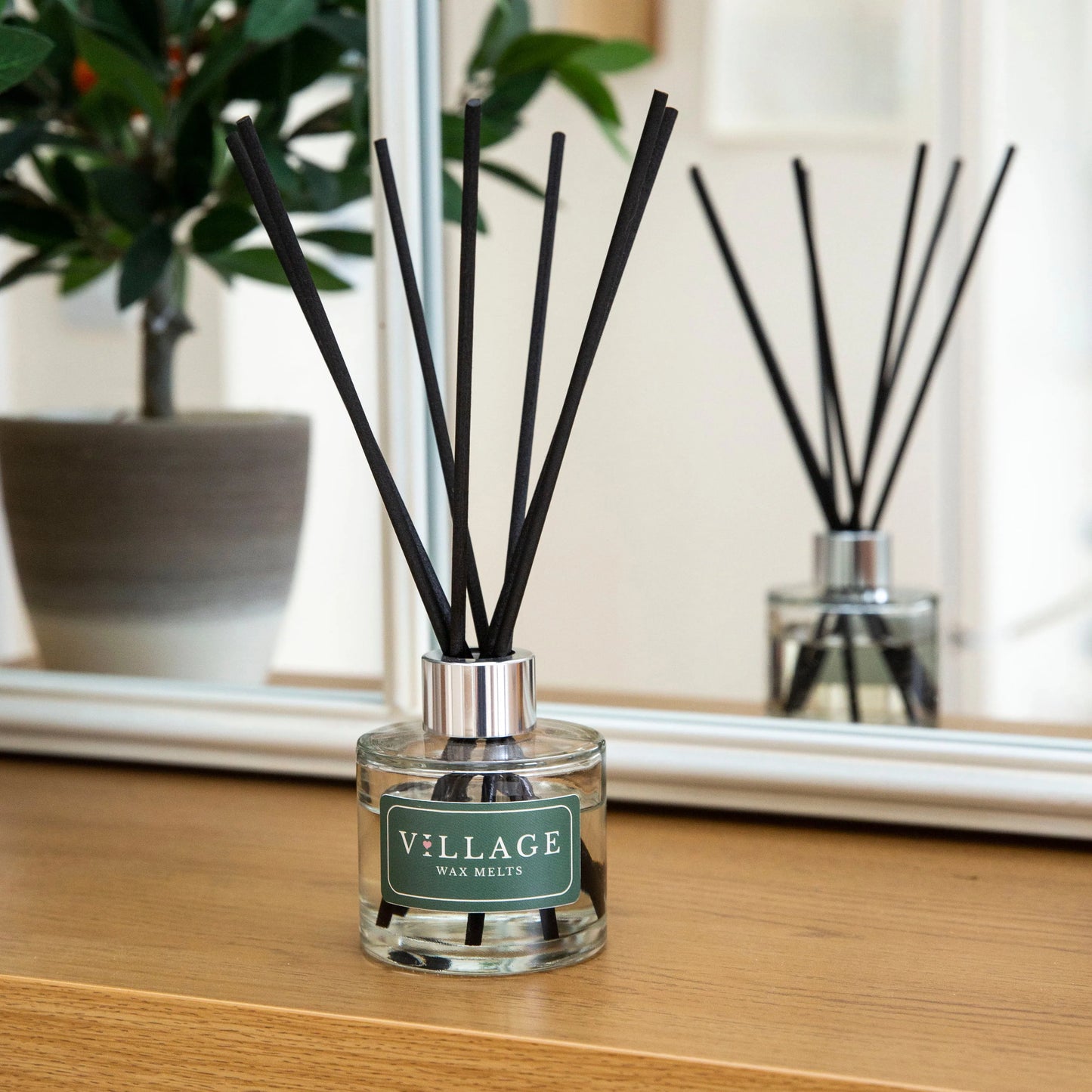 Bom Dia Bright Reed Diffuser - Village Wax Melts