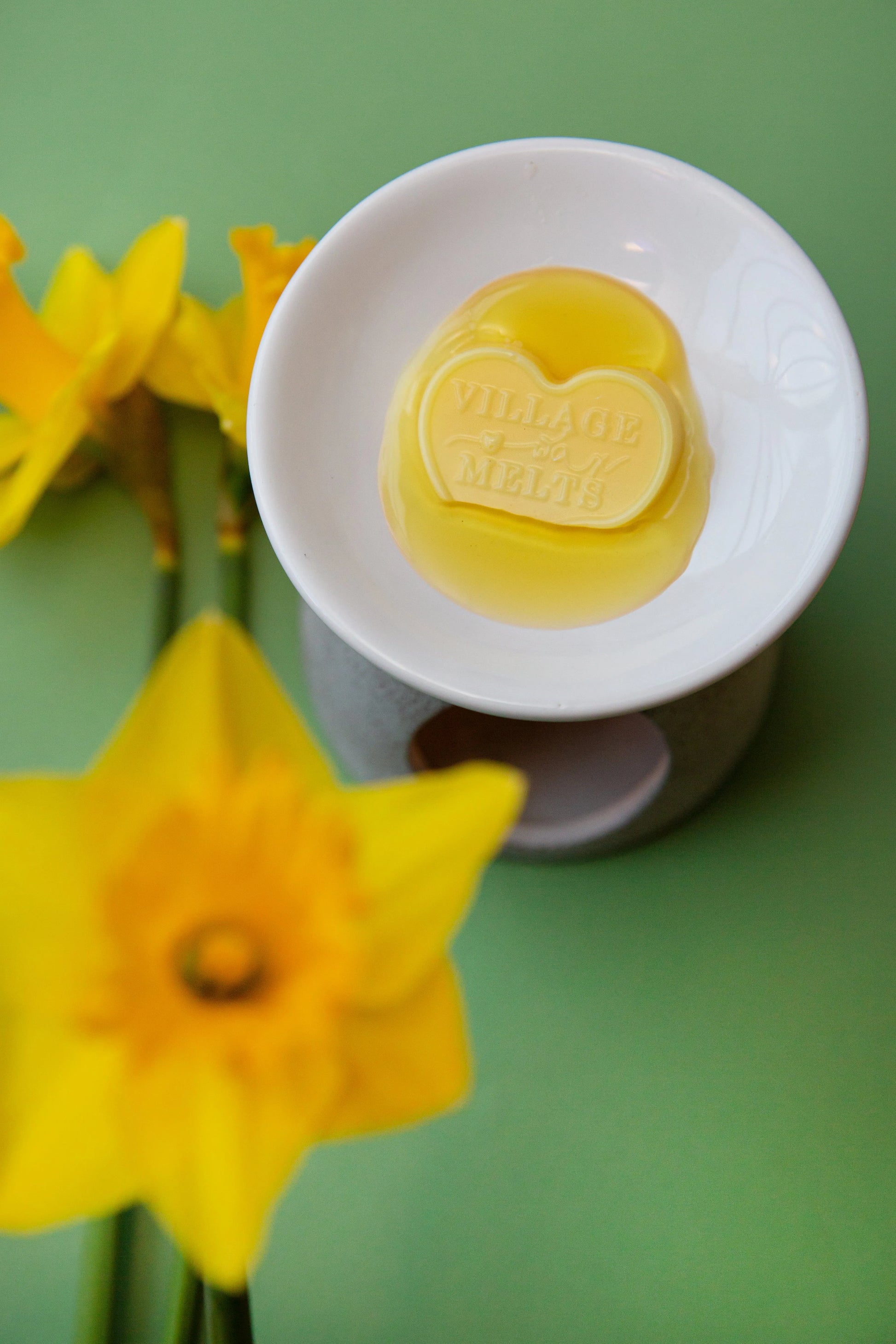 Daffodil & Vanilla Flower Wax Melts - Village Wax Melts