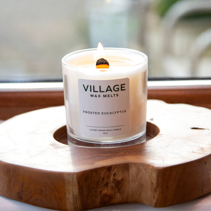 Frosted Eucalyptus Wood Wick Candle 30cl